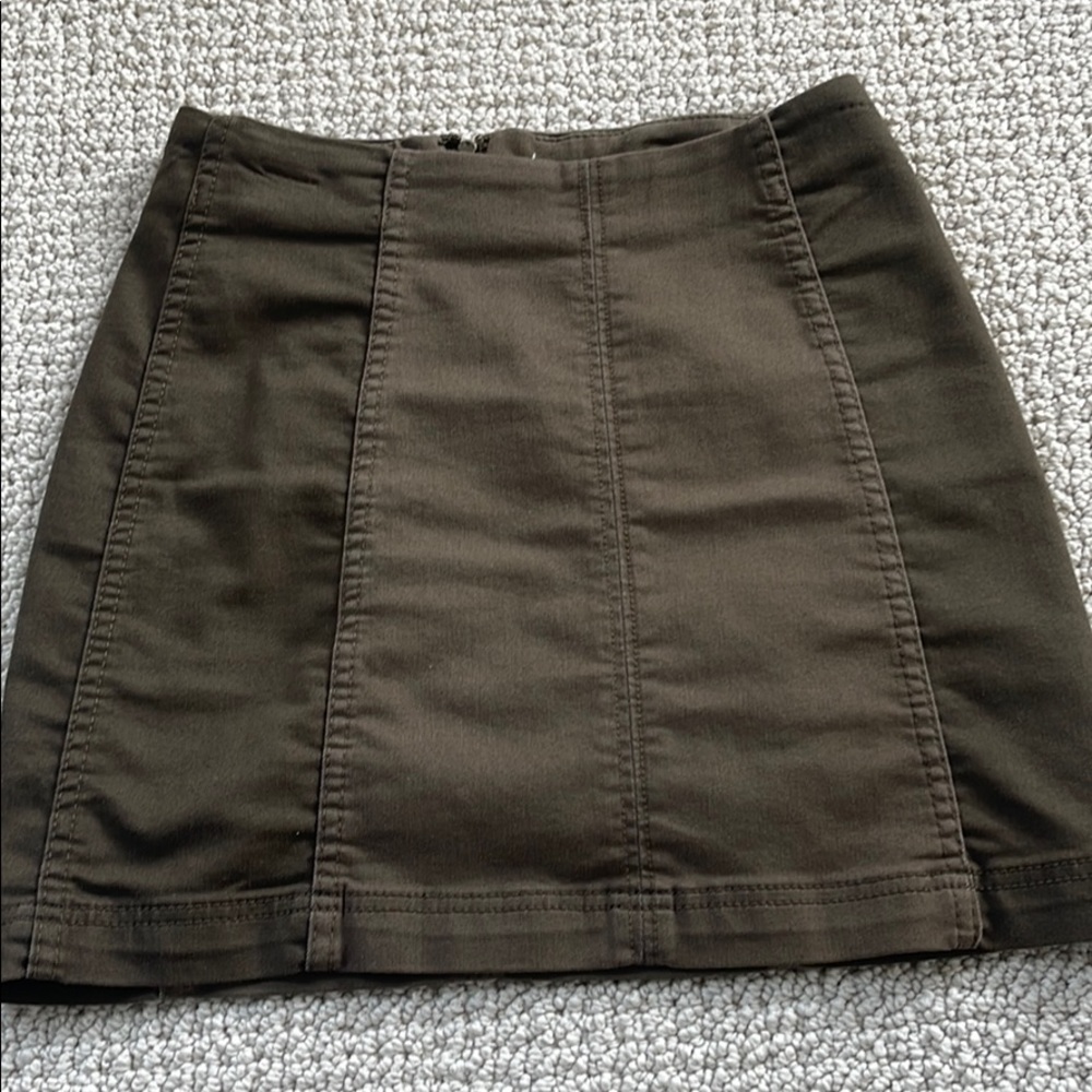 Free People - Army green skirt